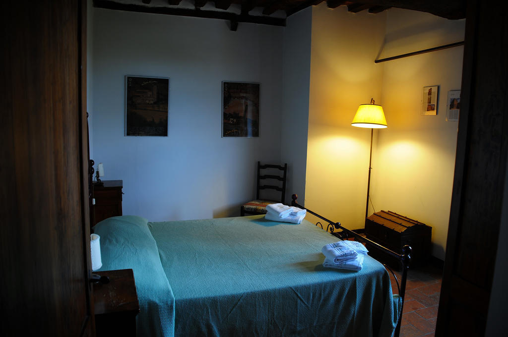 Agriturismo Castello Saltemnano Buonconvento Camera foto